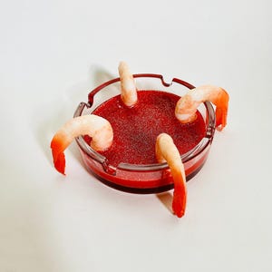 Shrimp Cocktail Aschenbecher/Funky/Skurril/Dopamin Dekor/Pop Art/Kitschig/Kitsch/Lustig/Seltsam/Speisedekor/Fake Food Bild 7