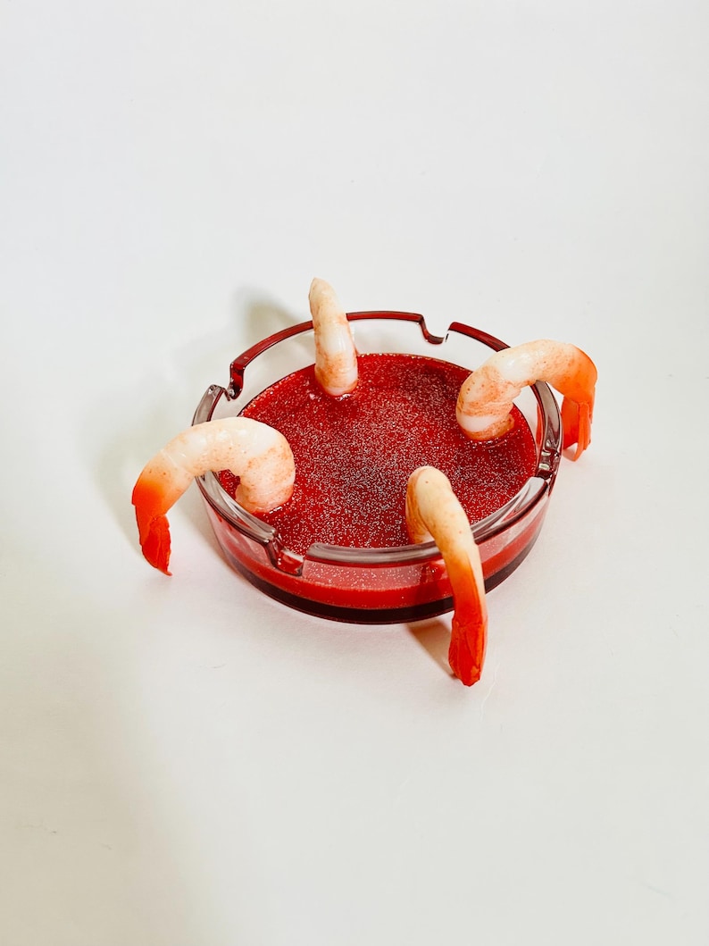 Shrimp Cocktail Aschenbecher/Funky/Skurril/Dopamin Dekor/Pop Art/Kitschig/Kitsch/Lustig/Seltsam/Speisedekor/Fake Food Bild 7