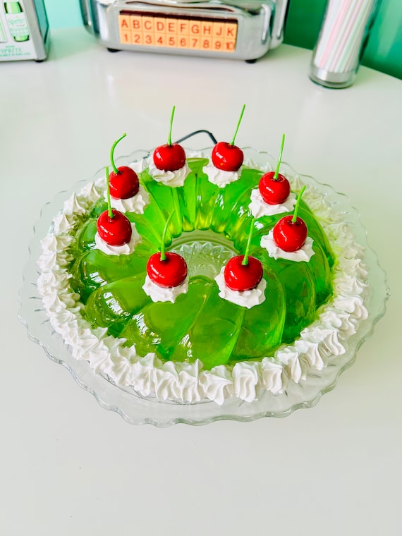Jelly Cake Light/ Retro/ Kitschy/ Dopamine Decor/ Mid Century