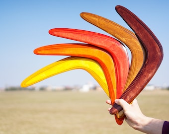 Boomerangs in Various Colors, Handmade returning boomerangs made of wood, Outdoor play, Sports & Outdoor Recreation