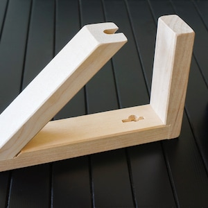Wooden stand for boomerang. Universal Boomerang holder. Wood stand. Personalization available!