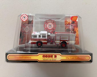 Code 3 Collectibles Miami Fire Engine  1:64 Scale Pierce