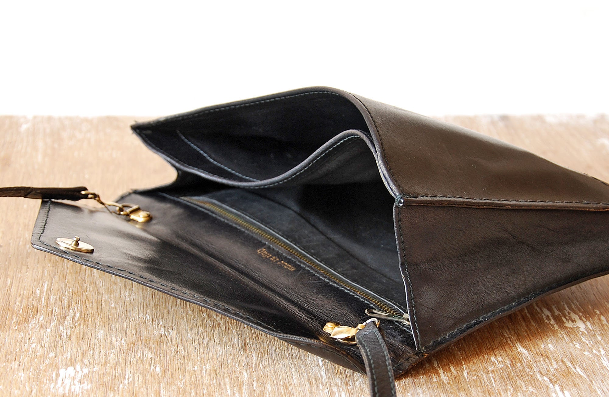 Black Envelope matelassé-leather shoulder bag