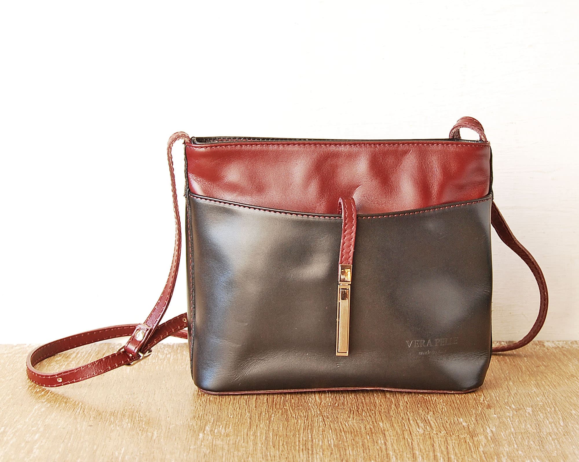 Vintage Vera Pelle Italian Purse, Black Bordeaux Leather Women Handbag 