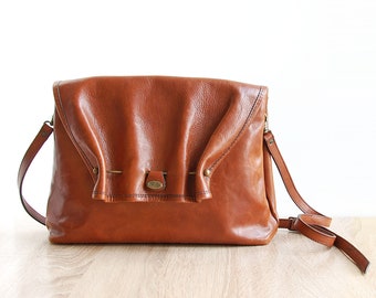 Brown Leather Woman Bag, Vintage RB Handbag, Retro Shoulder Purse
