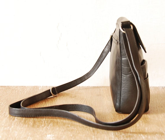 Thrifted Small Shoulder Bag, Black Leather Loops … - image 4