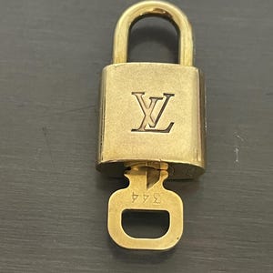 Cadeado especial Louis Vuitton Pinkerly e uma chave nº 344 latão