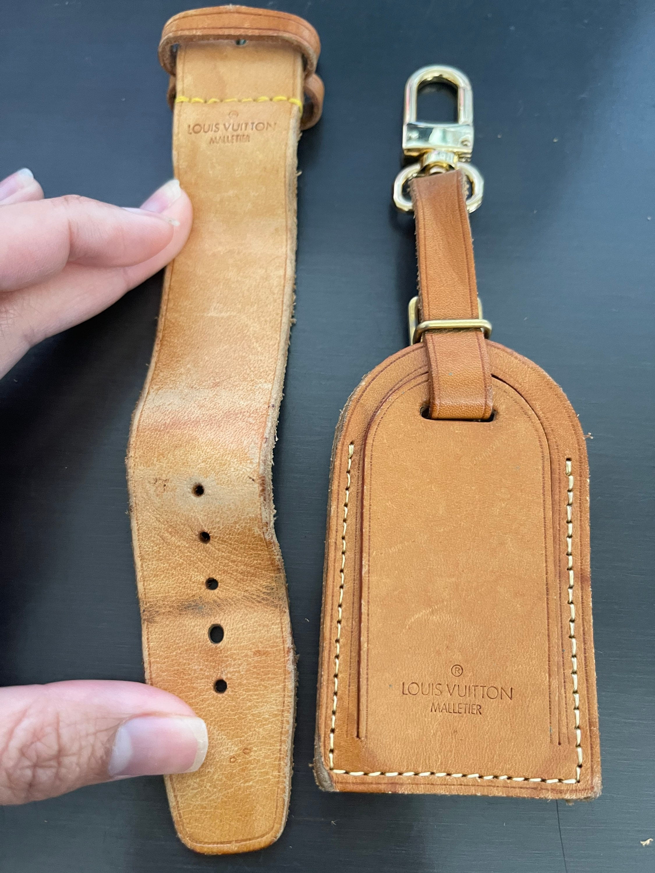 Louis Vuitton, Accessories, Louis Vuitton Luggage Tag Poignet Vachetta  Leather Set Large Lv Bag Charm Gold