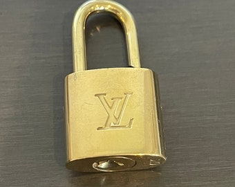 Louis Vuitton padlock and NO KEY #310 lock brass #10938