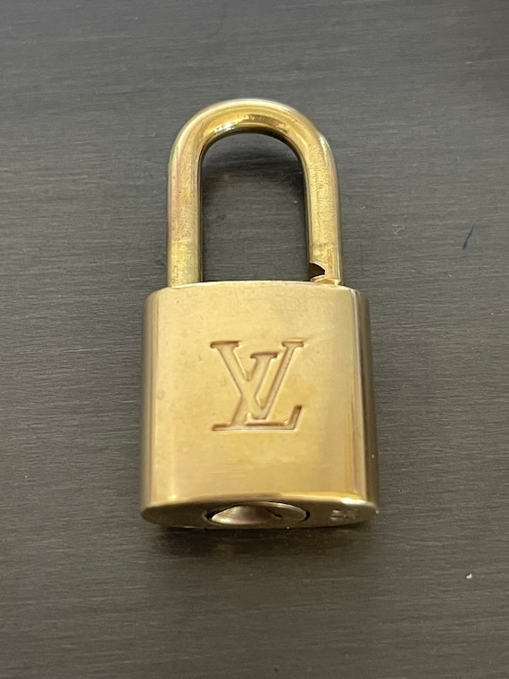 Louis Vuitton padlock and NO KEY #315 lock brass #