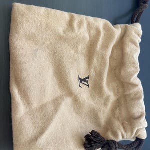 Saco para pó Louis Vuitton com cordão para saco para pó 15 cm x 15 cm, item nº 11687