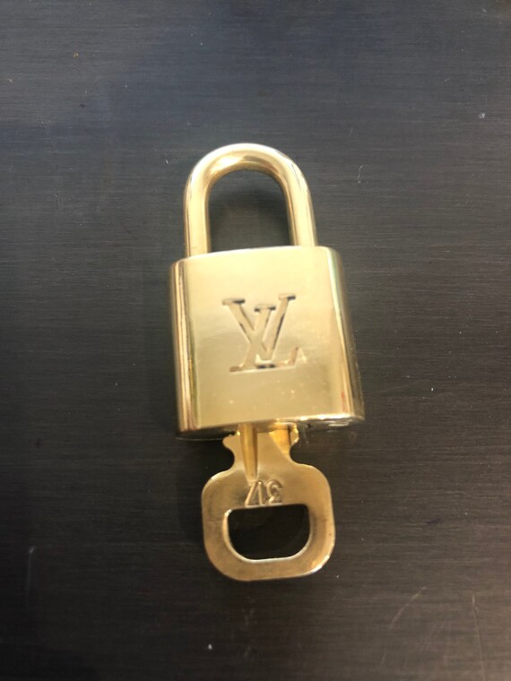 Louis Vuitton padlock and one key #317 lock brass
