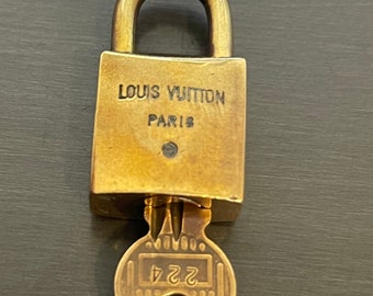 Louis Vuitton padlock and one key #224 lock brass