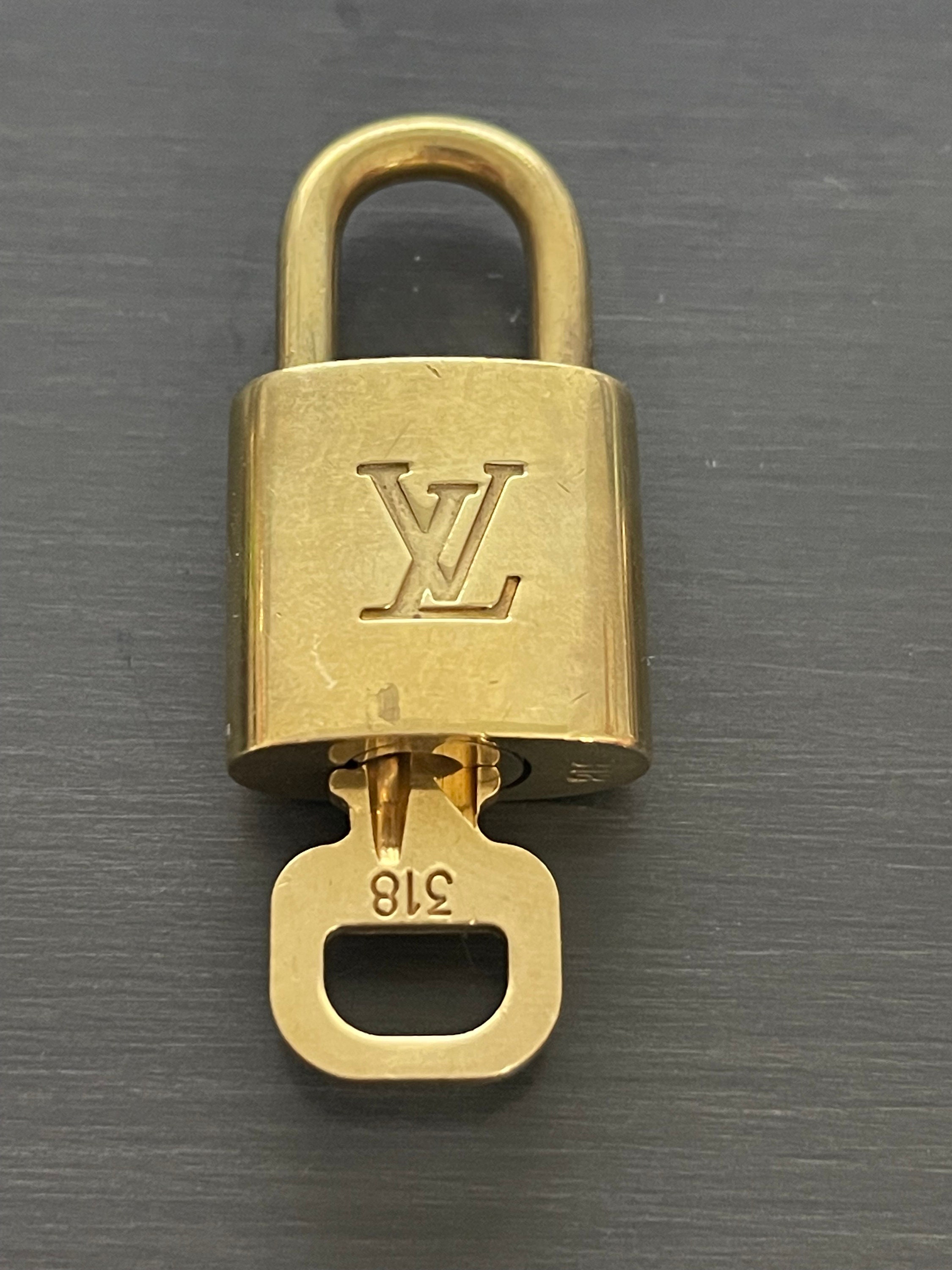 Louis Vuitton Gold Brass Lock And Key Set #318