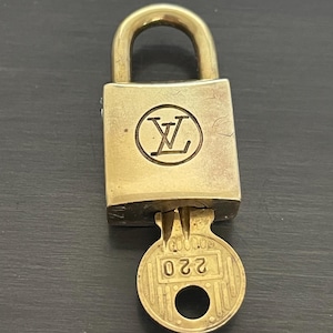 Cadeado especial Louis Vuitton Pinkerly e uma chave nº 220 latão