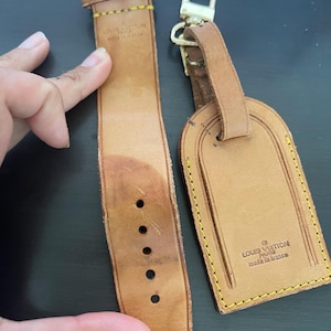 Etiqueta de identificação para bagagem em couro vachetta Louis Vuitton, com etiqueta de identificação e fivela de alça, nº 11727