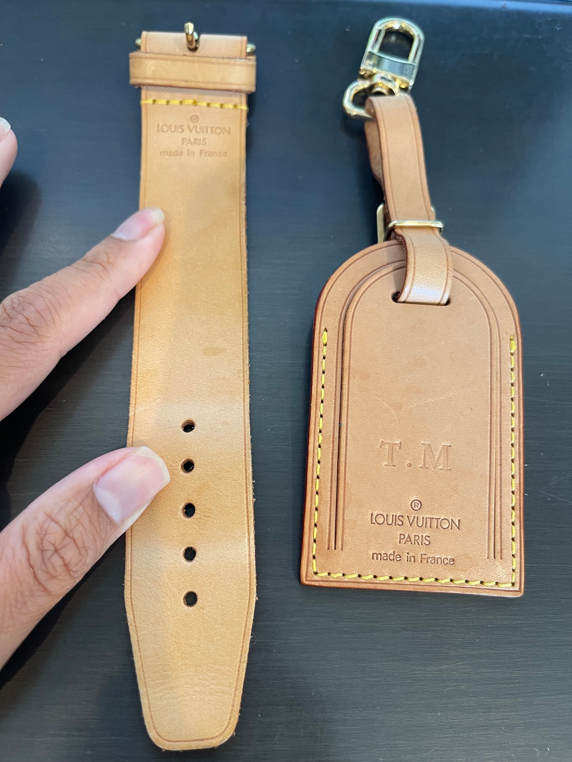 Louis Vuitton Small Black Leather Luggage Tag with brass hw Stamped T.K on  back