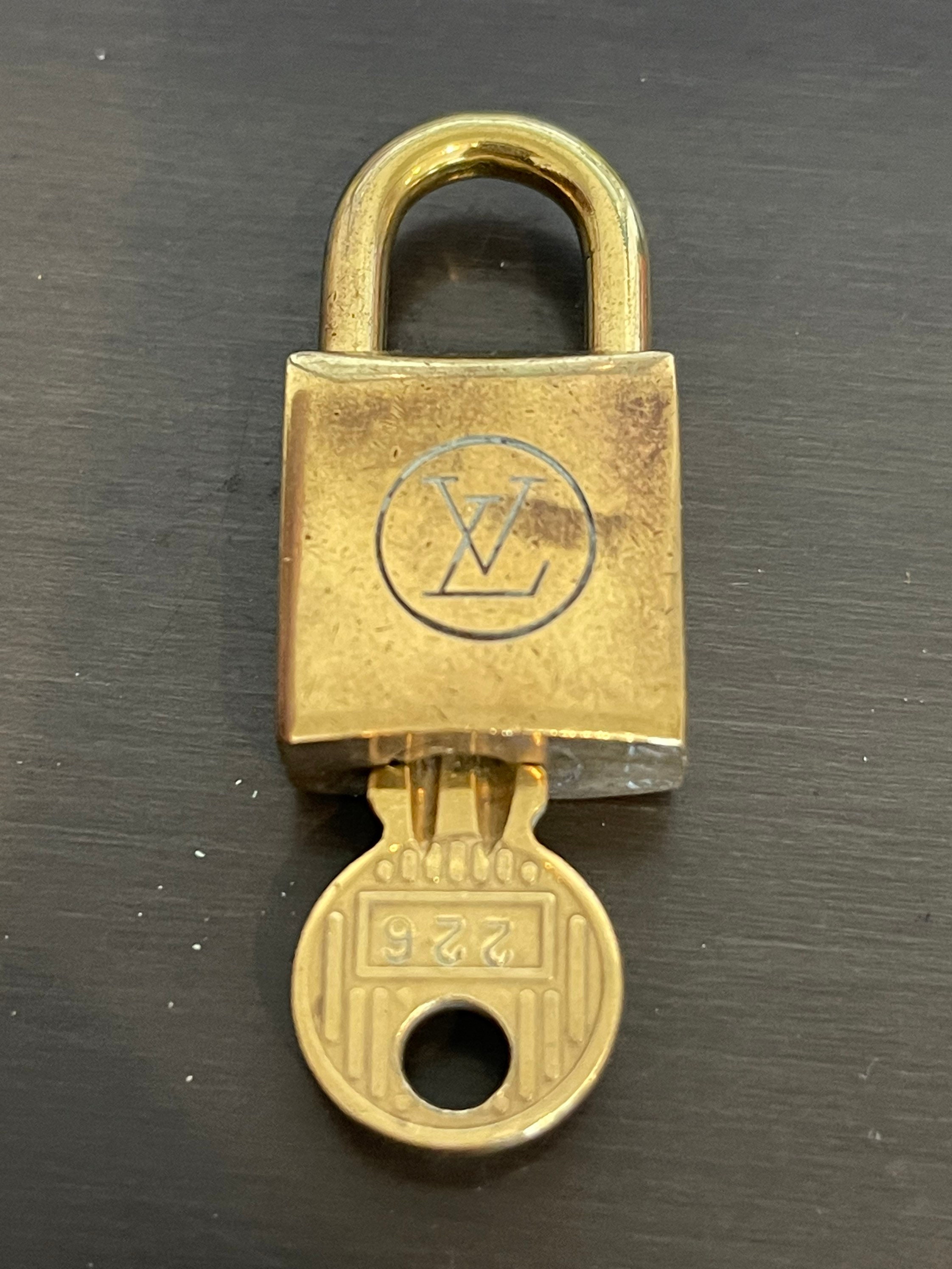 Louis Vuitton Padlock and One Key 226 Lock Brass 