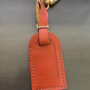Etiqueta de identificação para mala de couro vermelho acastanhado Louis Vuitton pequena etiqueta de identificação #11515