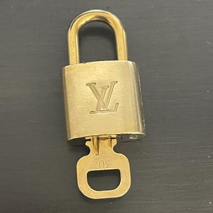 Cadeado especial Louis Vuitton Pinkerly e uma chave #307, fechadura de latão #11571