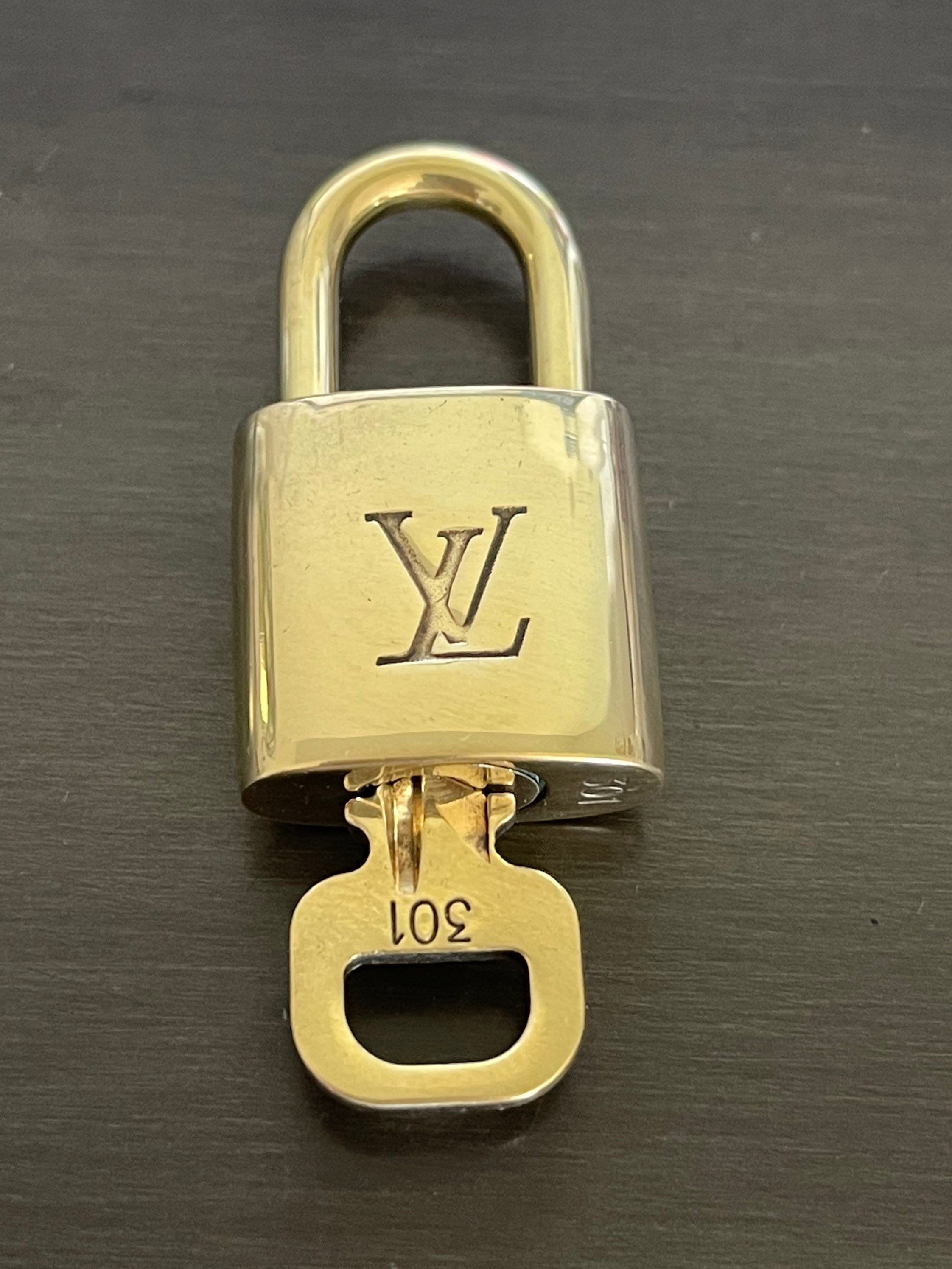 Louis Vuitton Padlock and One Key 301 Lock Brass -  UK