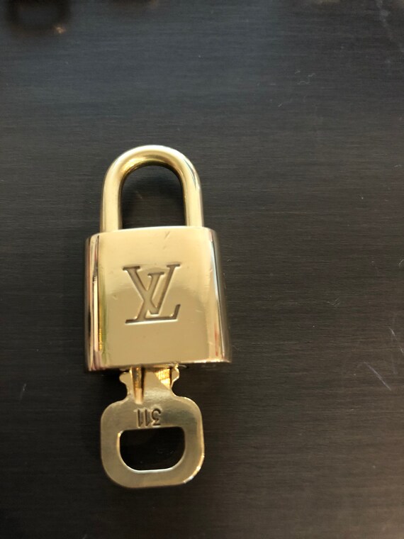 Louis Vuitton padlock and one key #311 lock brass