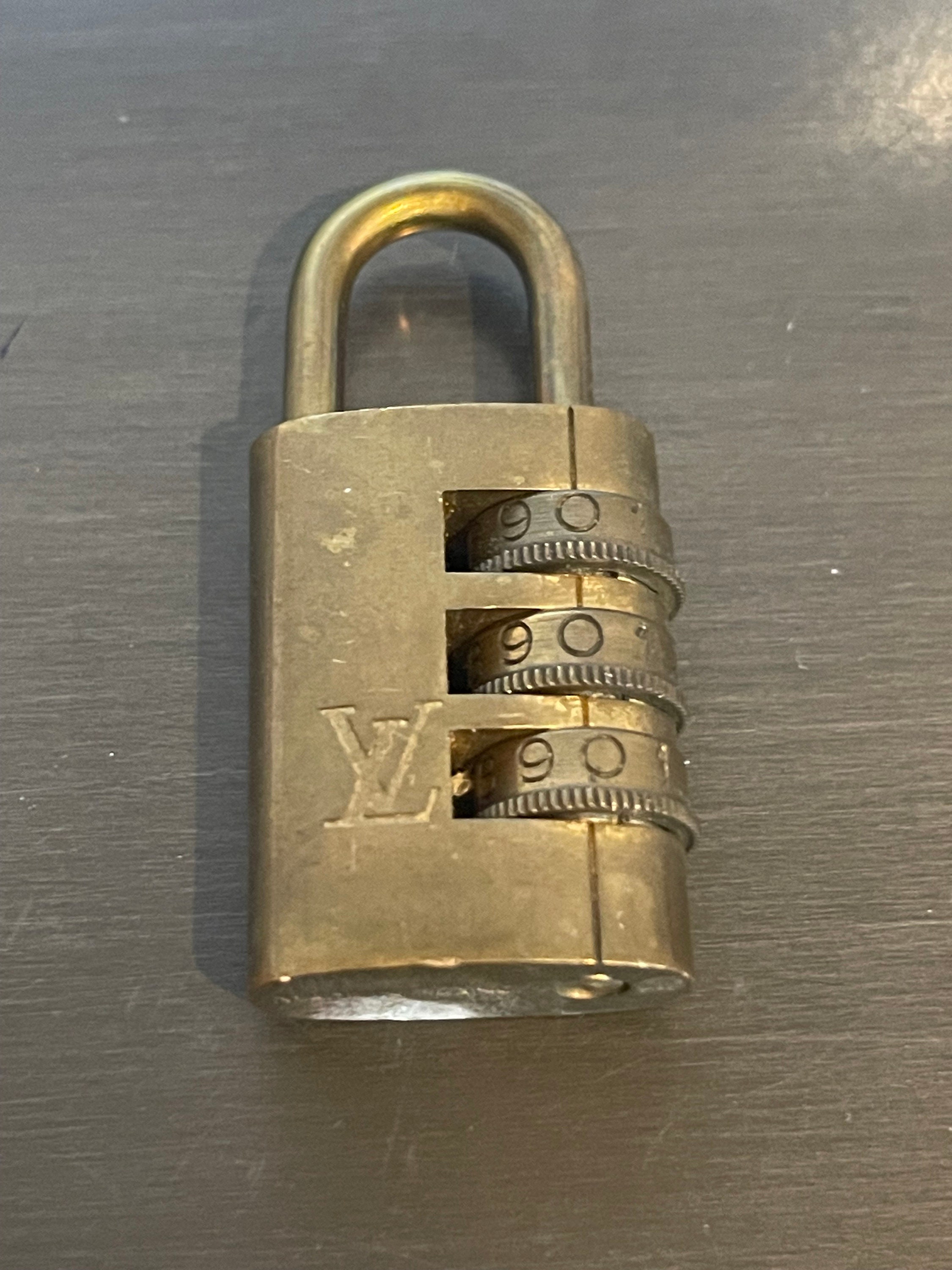 Pinkerly Special Louis Vuitton Padlock and One Key 318 Lock 