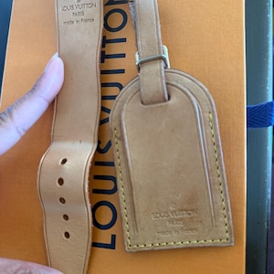 Etiqueta de identificación para equipaje Louis Vuitton de piel vachetta, etiqueta para nombre y hebilla de lazo con caja #12317