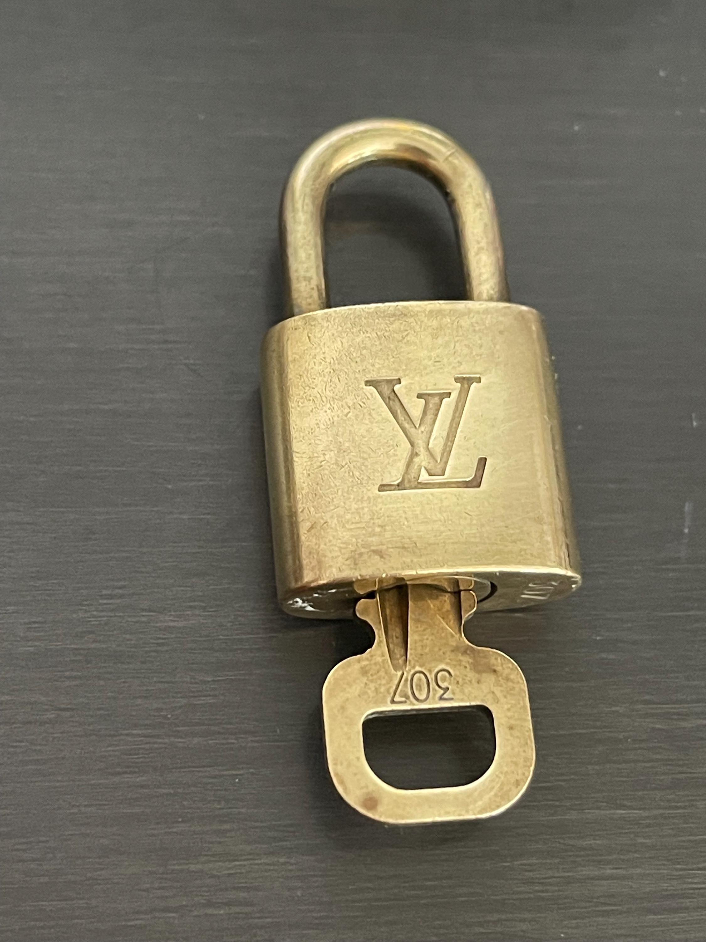Pinkerly Special Louis Vuitton Padlock and One Key #307 Lock Brass