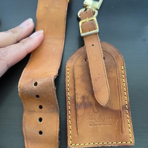 Louis Vuitton vachetta leather luggage ID tag name tag and loop buckle poignet #10912