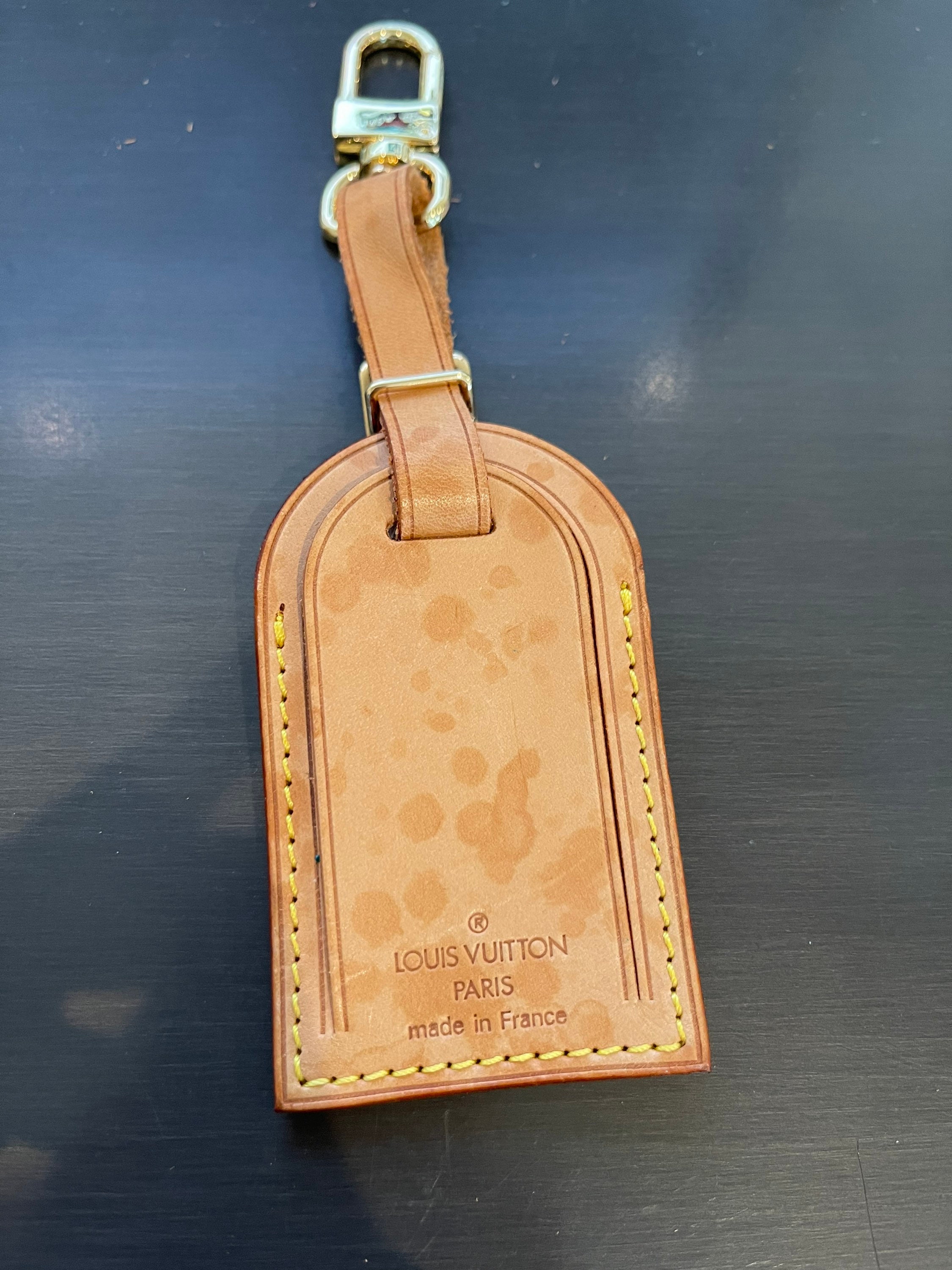 Luxury Vachetta Leather Luggage Tag with Clip | Personalised Luggage Tag |  Monogrammed Luggage Tag | Heat Stamped [BAG NOT INCLUDED]