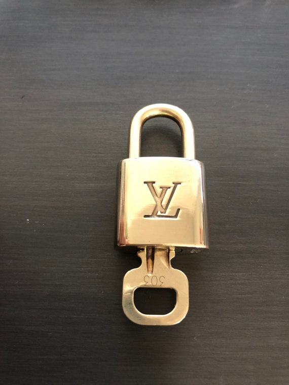 Louis Vuitton padlock and one key #303 lock brass