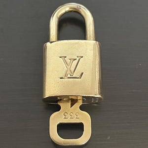 Cadeado Louis Vuitton e uma chave #333 fechadura latão
