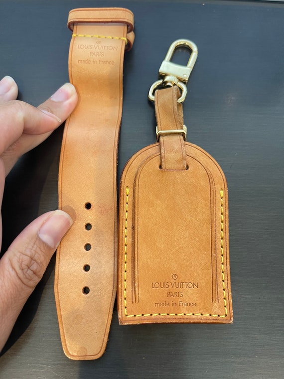 Louis Vuitton Natural Vachetta Luggage Tag and Poignet Set 2LV96a