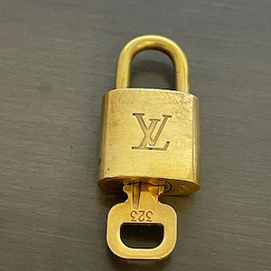 Cadeado especial Louis Vuitton Pinkerly e uma chave #323, fechadura de latão #11491