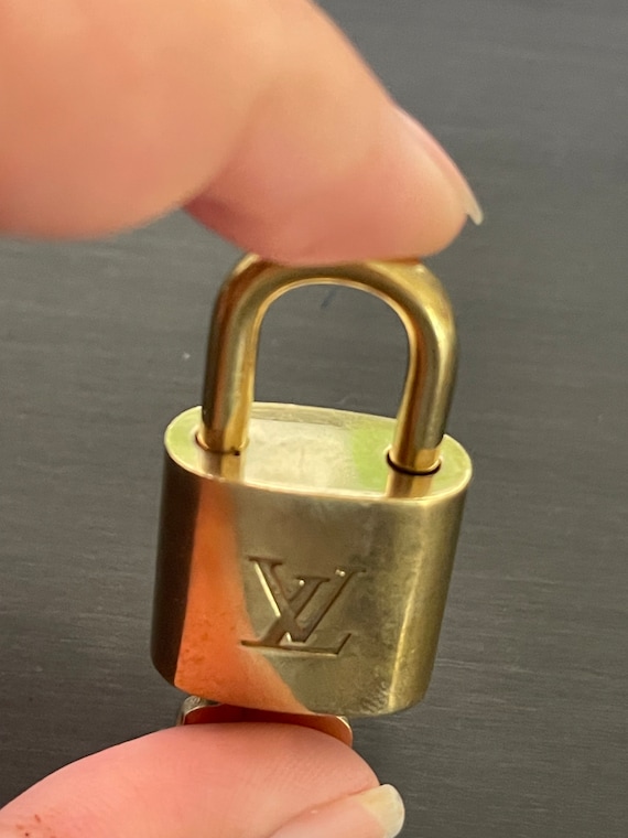 padlock louis vuittons