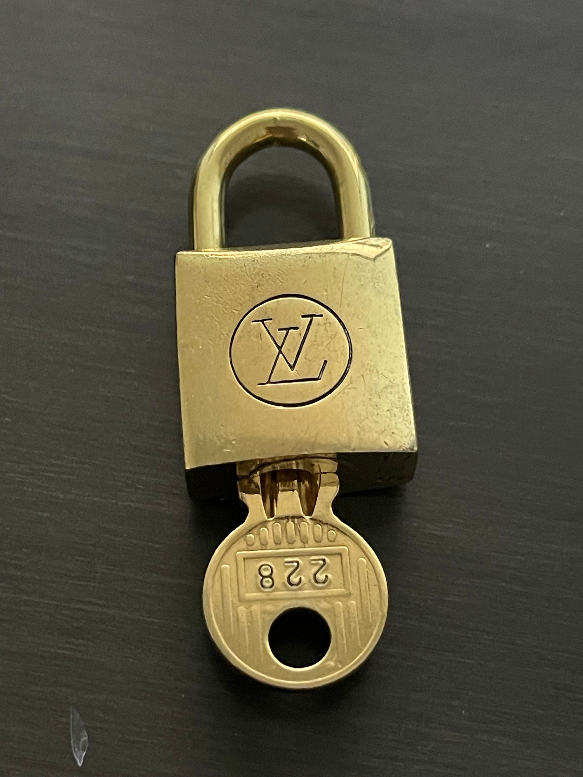Louis Vuitton Padlock and One Key 228 Lock Brass 