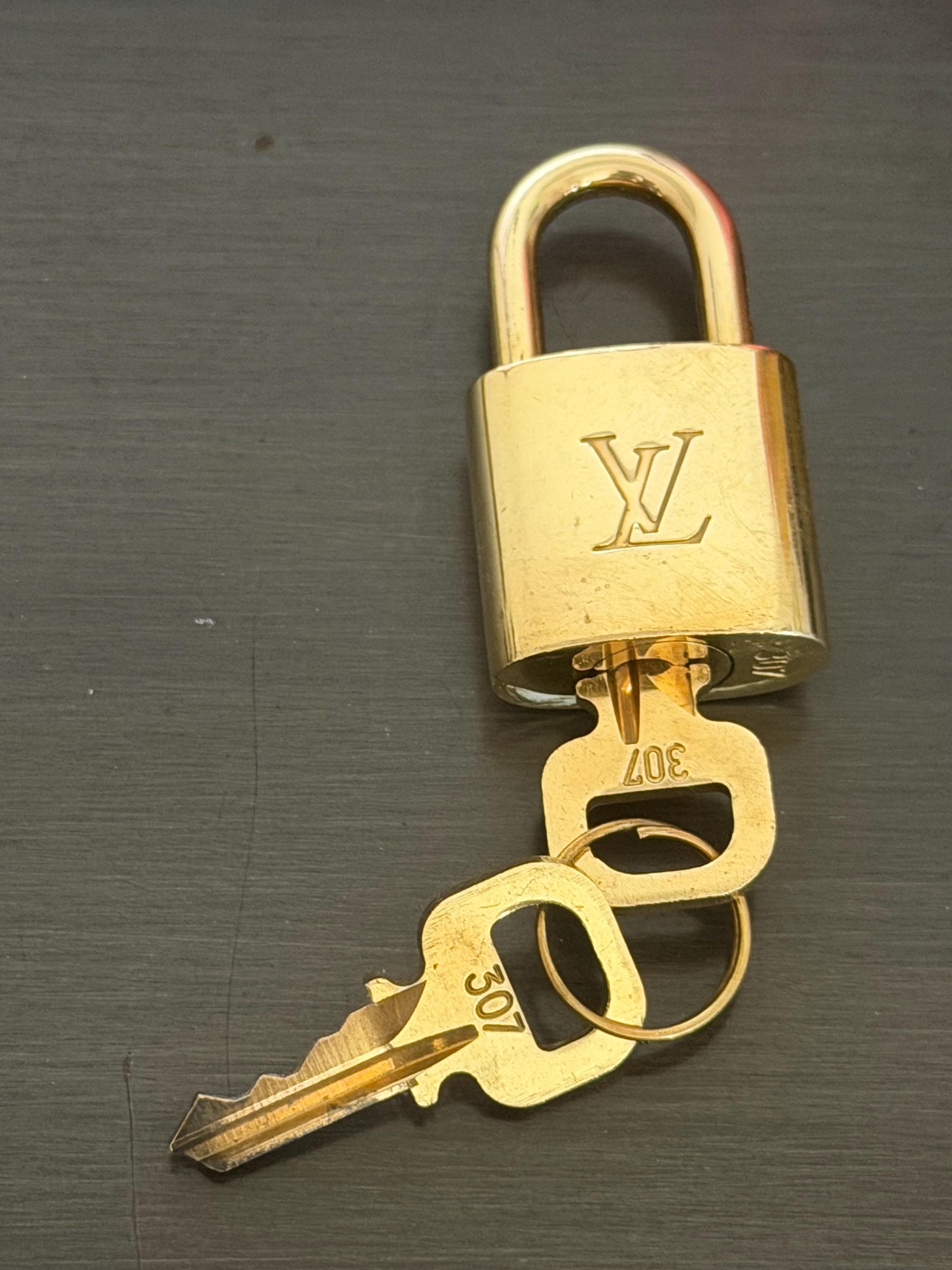 Louis Vuitton Key 307 - Etsy