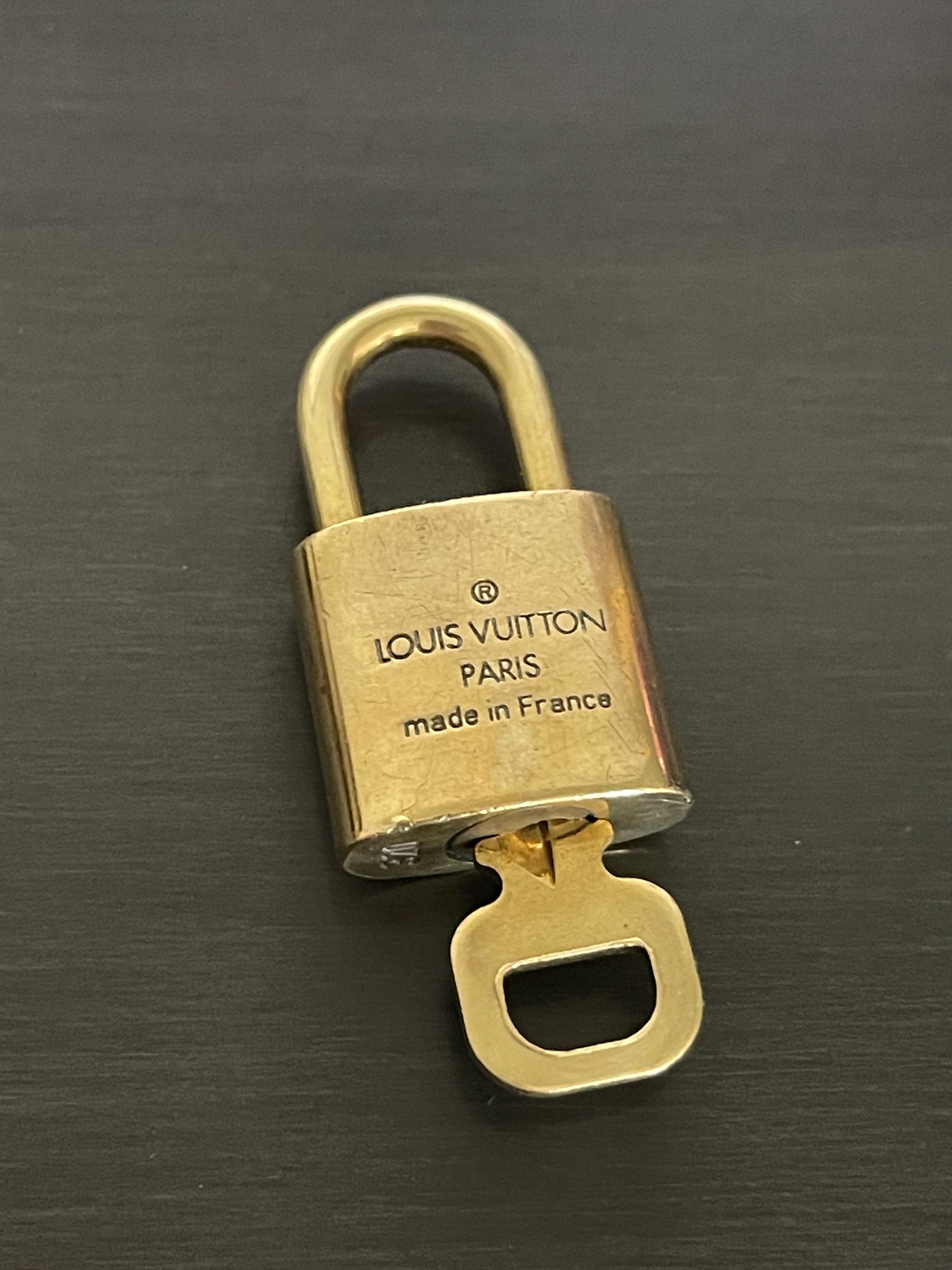 Pinkerly Special Louis Vuitton Padlock and One Key #320 Lock Brass