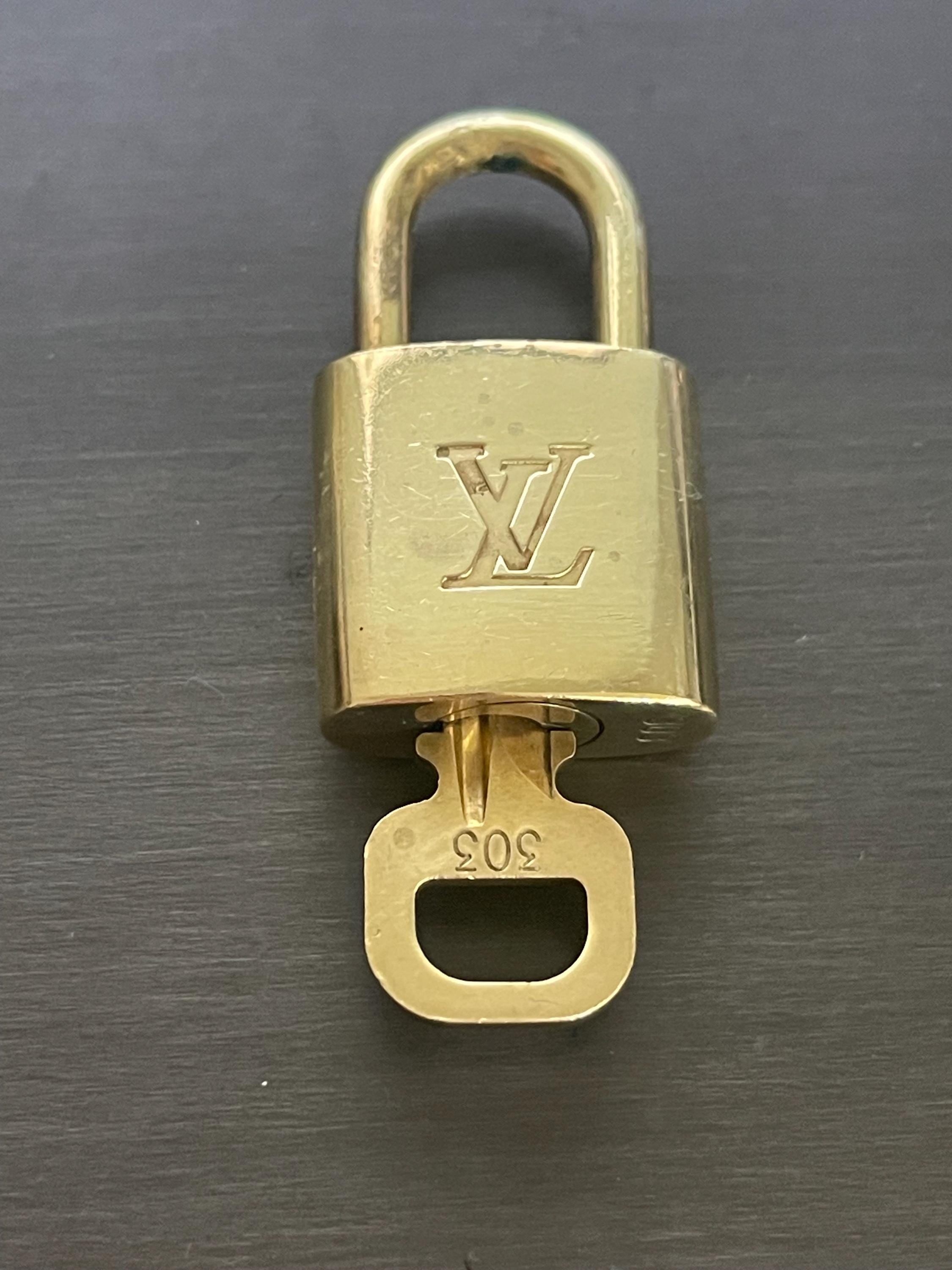 Louis Vuitton Key 303 - Etsy