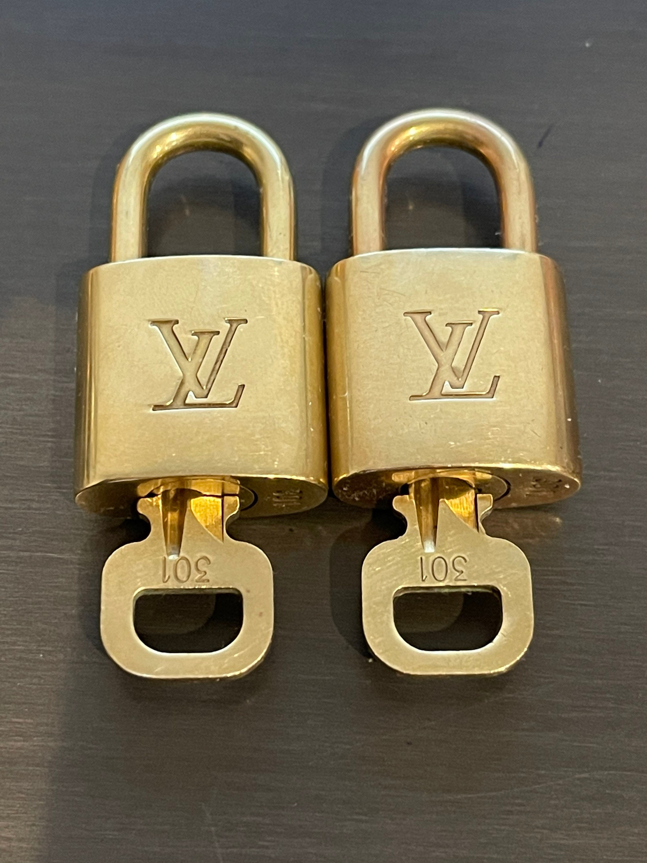 Pinkerly Special Louis Vuitton Padlock and One Key 302 Lock 