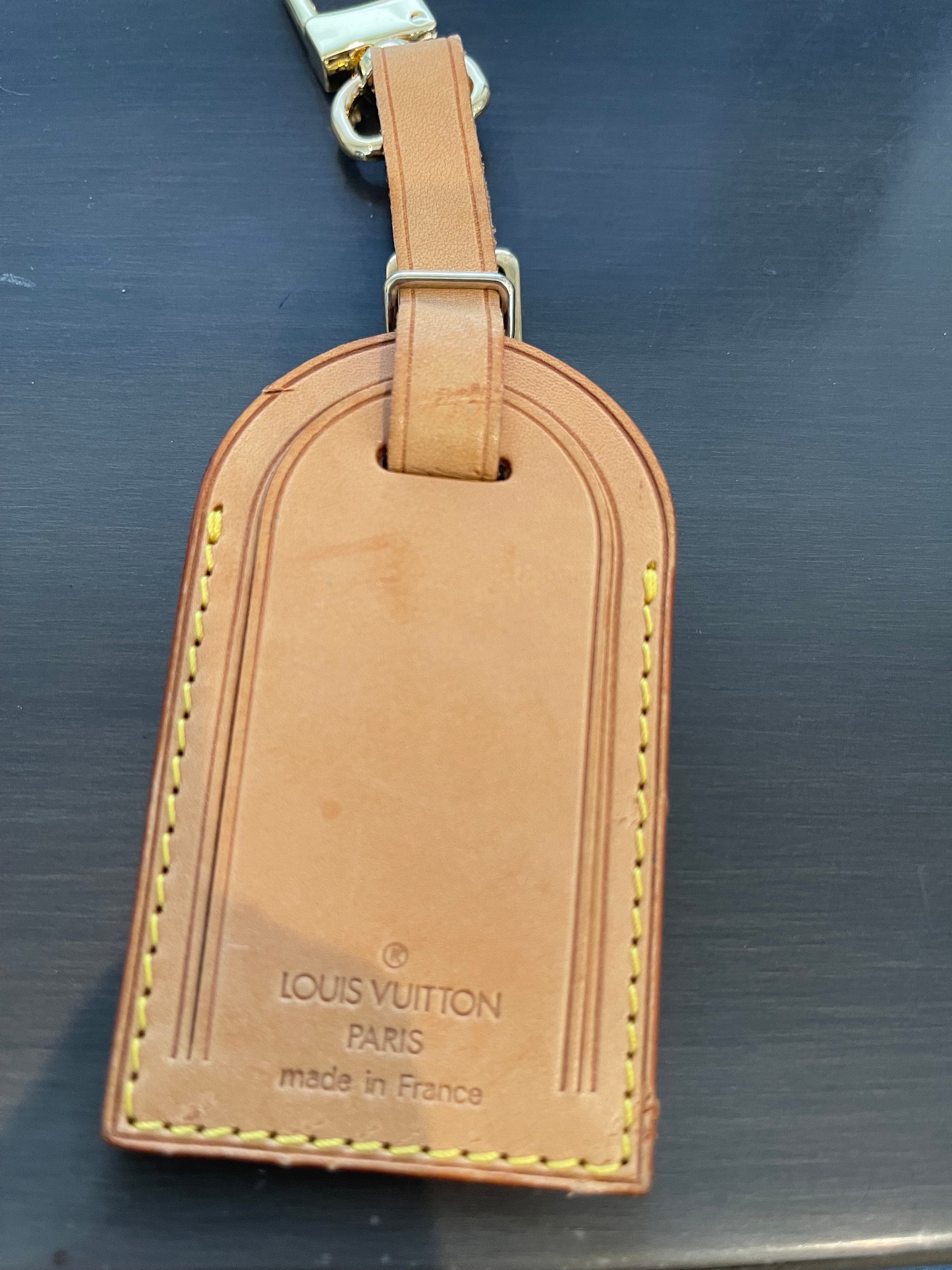 Louis Vuitton Large size vacchetta luggage tag hot stamped Austin guitar  pink foil Beige Leather ref.208217 - Joli Closet