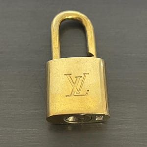 Cadeado Louis Vuitton e fechadura SEM CHAVE nº 300 latão nº 11696