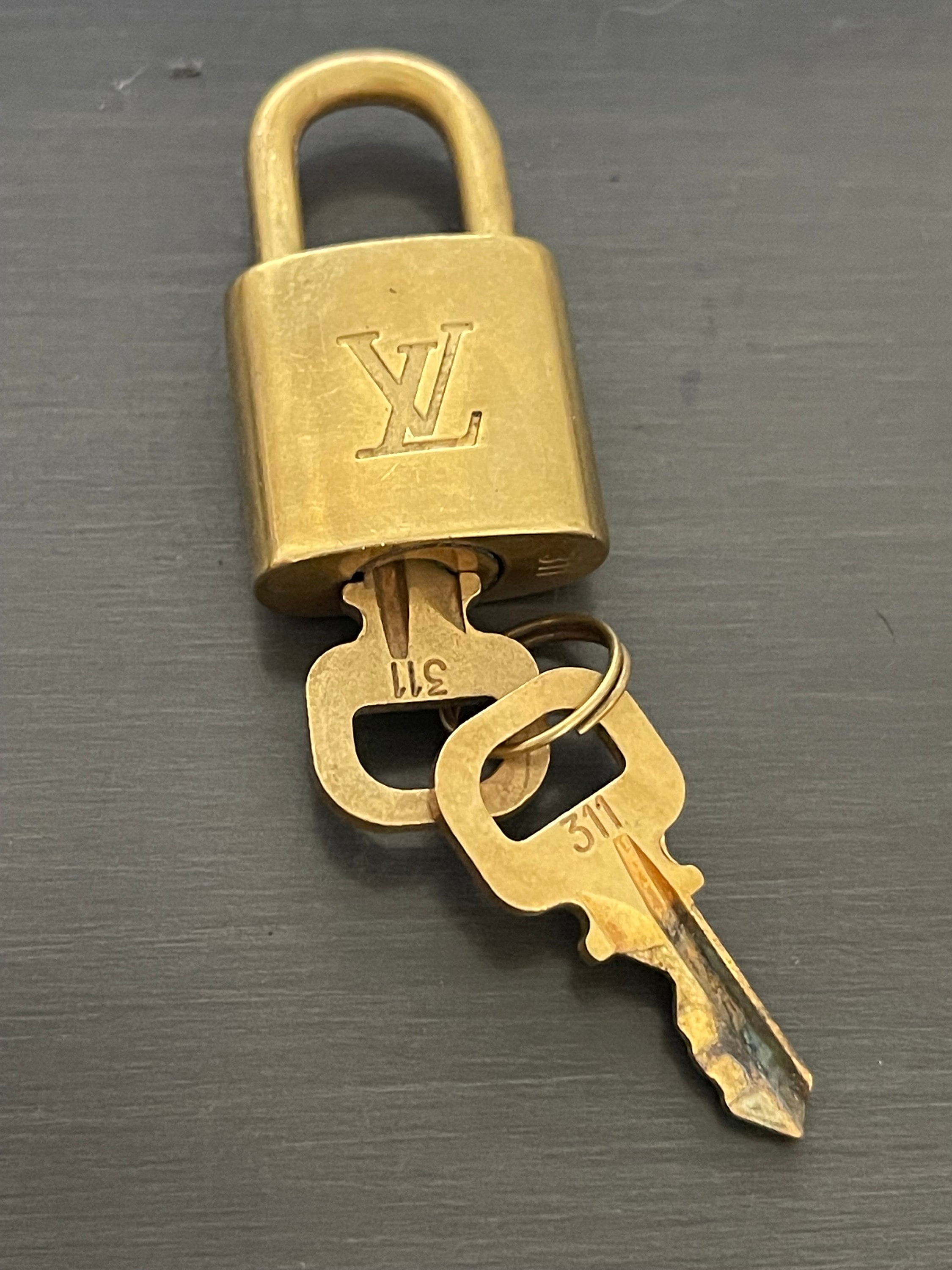 Louis Vuitton Silver Brass Lock and Key Set #323