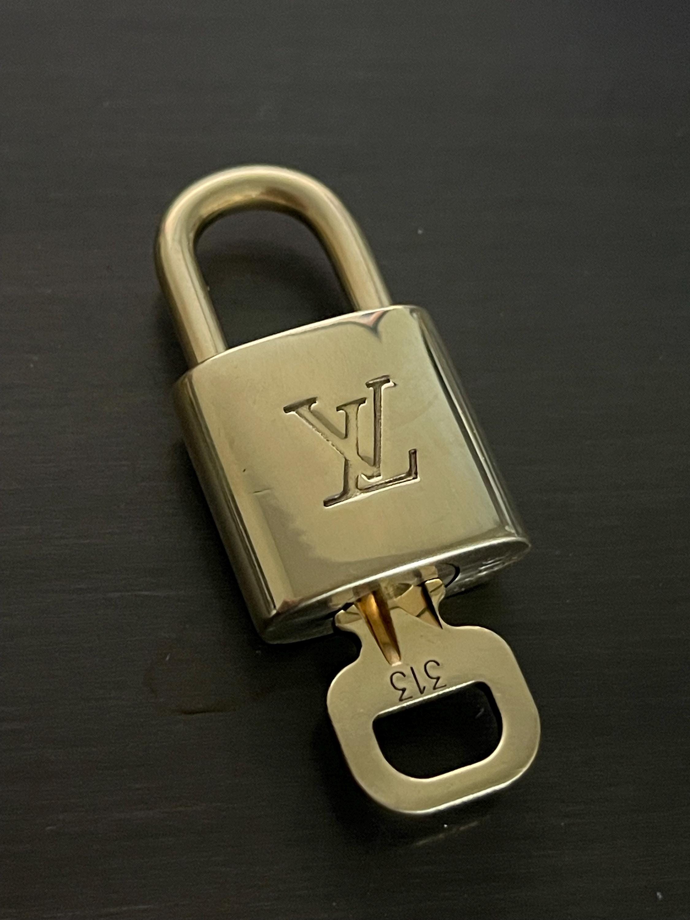 ルイ・ヴィトン 南京錠と鍵1本 #313 ロック 真鍮 ポリッシュ仕上げ