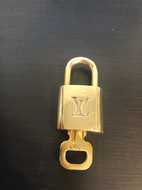 Louis Vuitton padlock and one key #310 lock brass