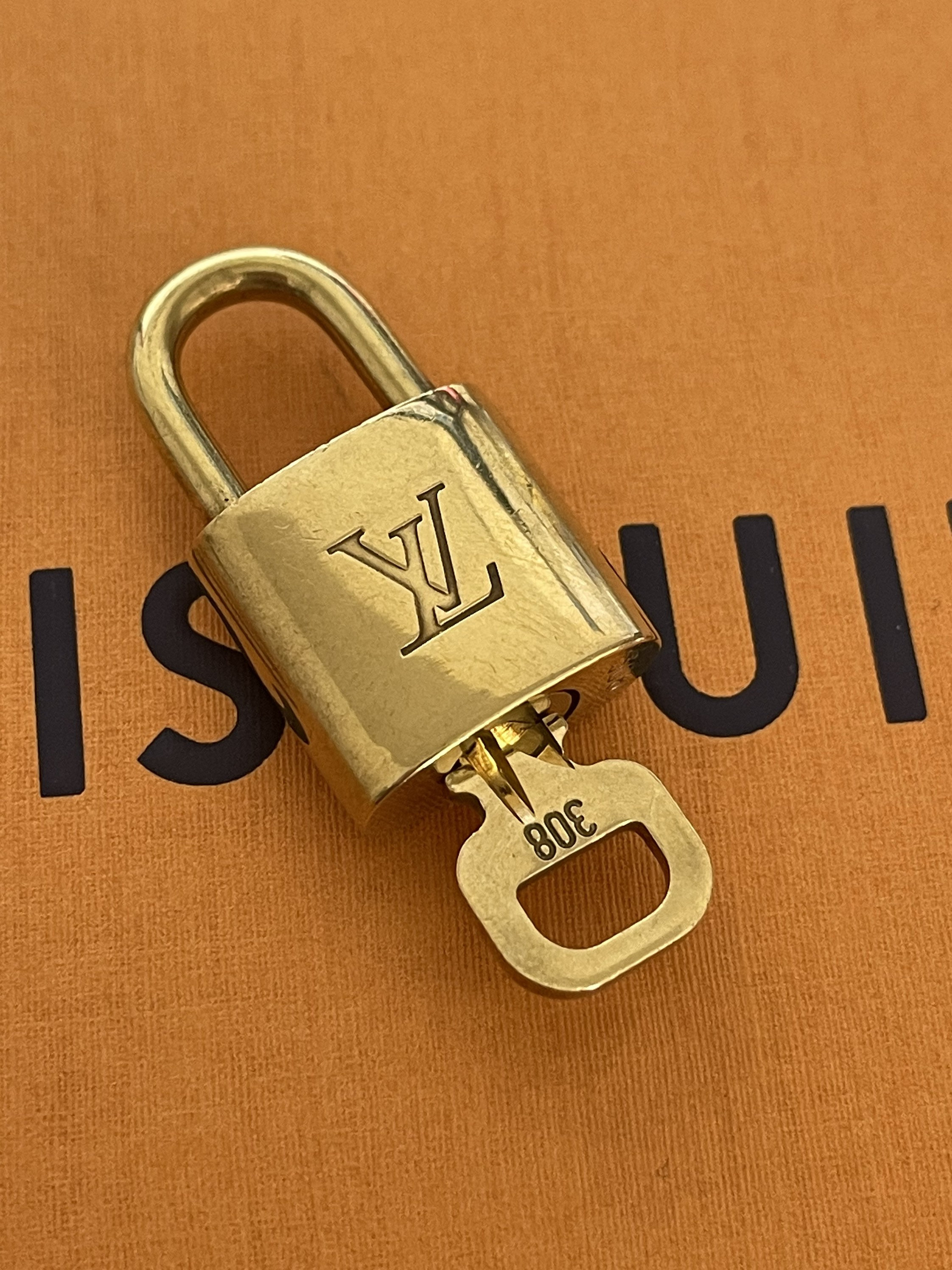 Authentic Louis Vuitton Gold Brass Lock and Key Set 308 