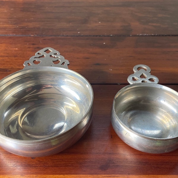 2 COLONIAL WILLIAMSBURG Restoration vintage solid pewter Porringer bowls // Signed