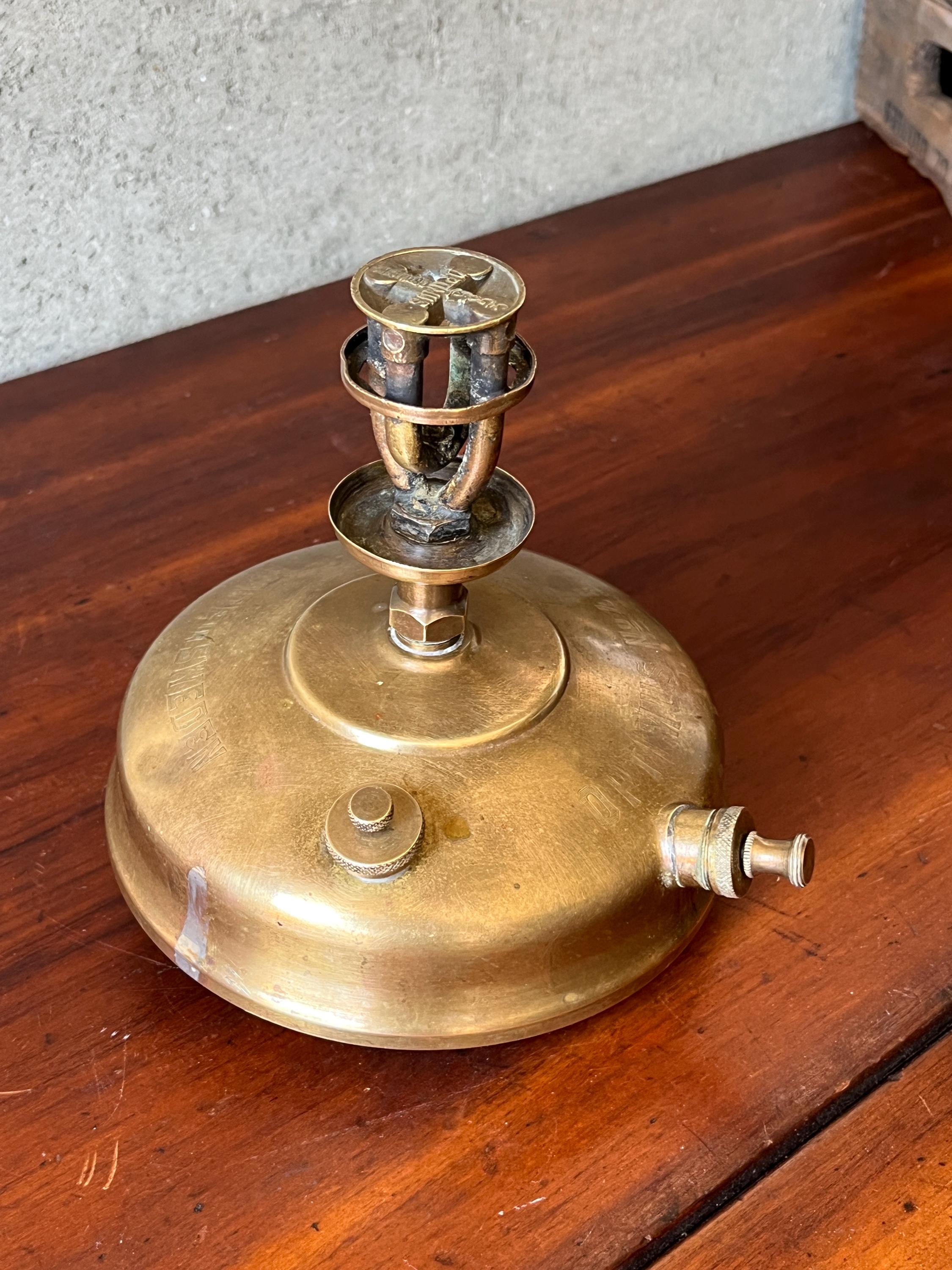 Vintage SWEDISH OPTIMUS No. 45 Brass Oil Stove - Hunting