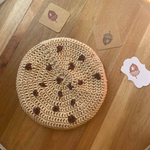 chocolate chip cookie crochet pattern, food inspired crochet pattern, pdf digital file, cookie trivet, cookie hot pad, pdf file, digital